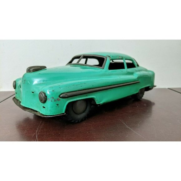 Vintage 1949 Tin Friction CADILLAC Coupe Metal green Toy Car Promo ULTRA RARE! - Picture 2 of 10